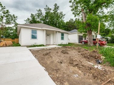 2219 E Ann Arbor Avenue, Dallas, TX 75216