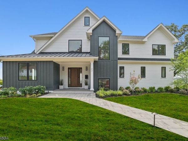 23 Argyle Ct, Summit, NJ 07901