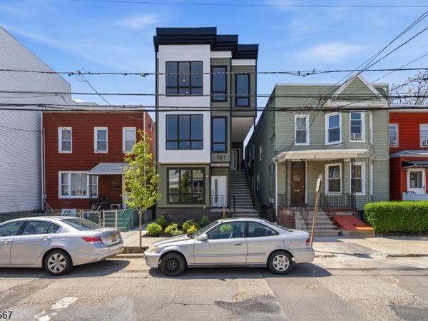 161 Woodlawn Ave, Jersey, NJ 07305