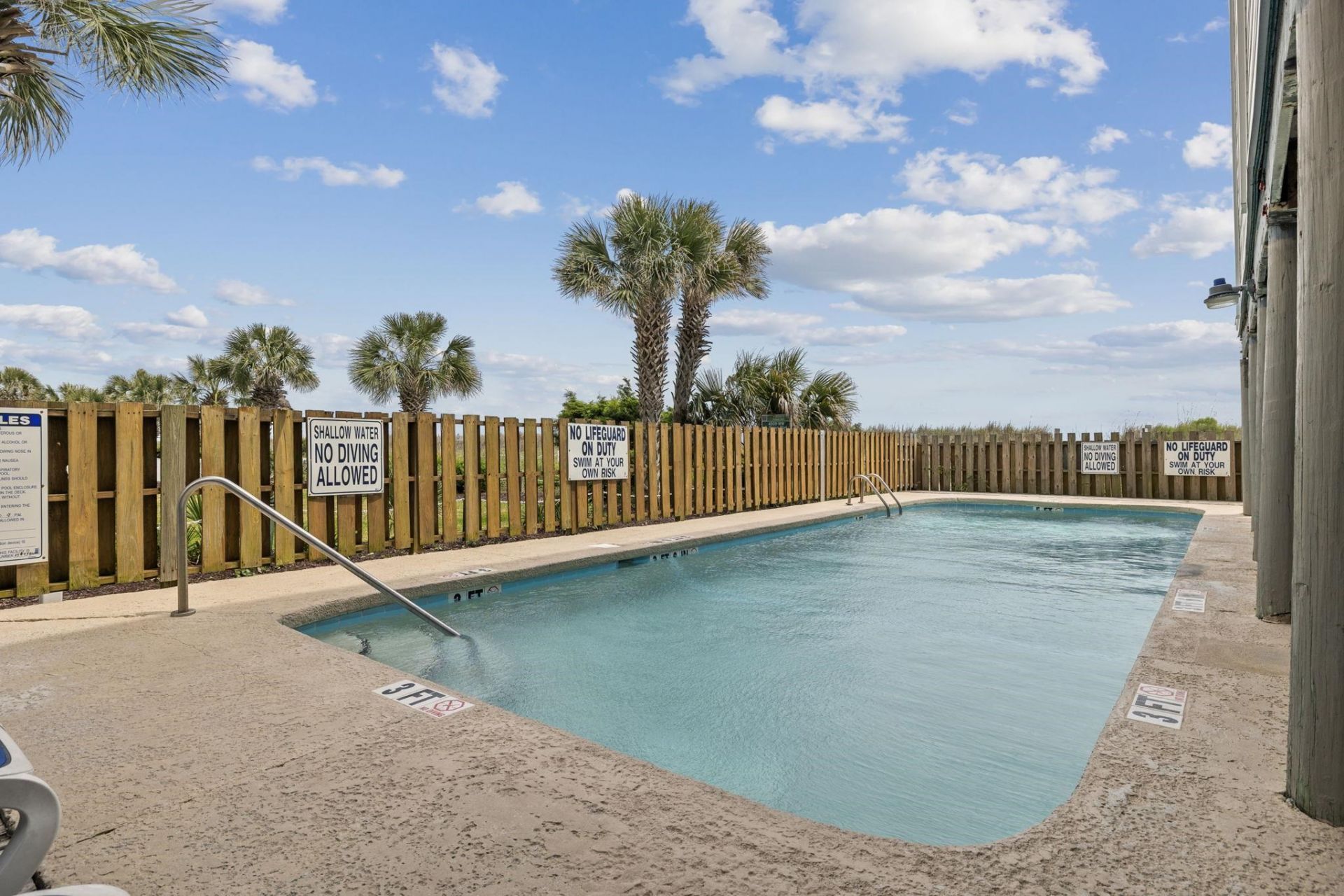 4509 Ocean Blvd. S  Photo 16