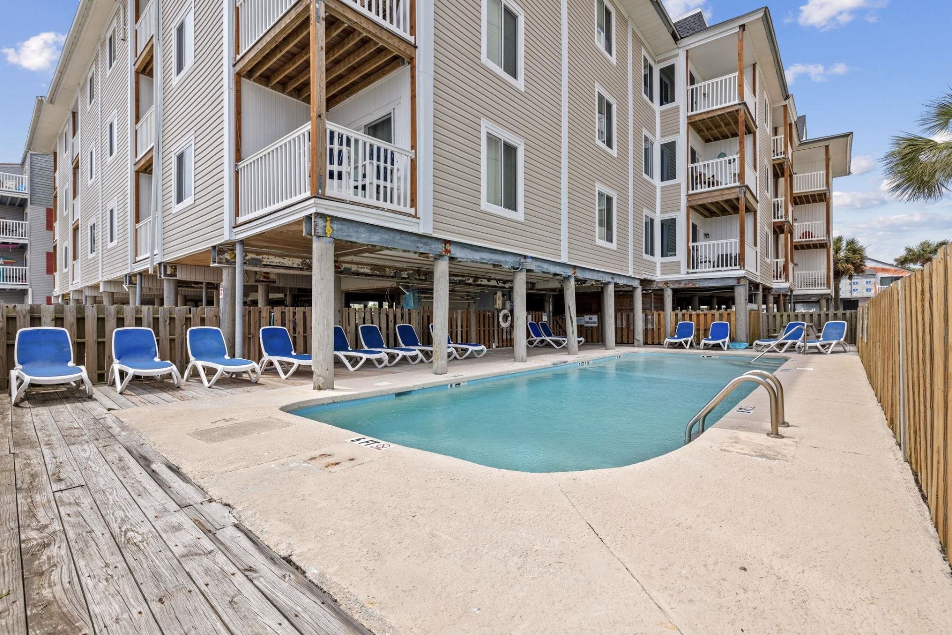 4509 Ocean Blvd. S  Photo 18