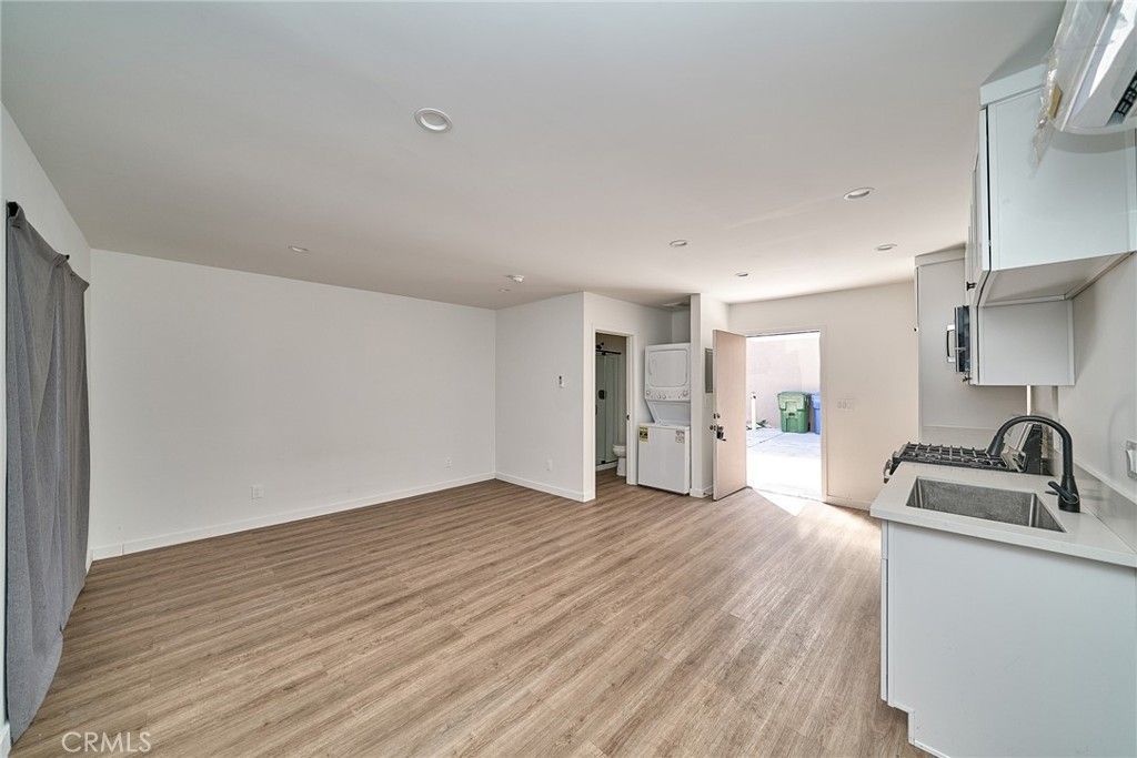 1/2 Ramsagate Avenue, Westchester, CA 90045 Main Photo