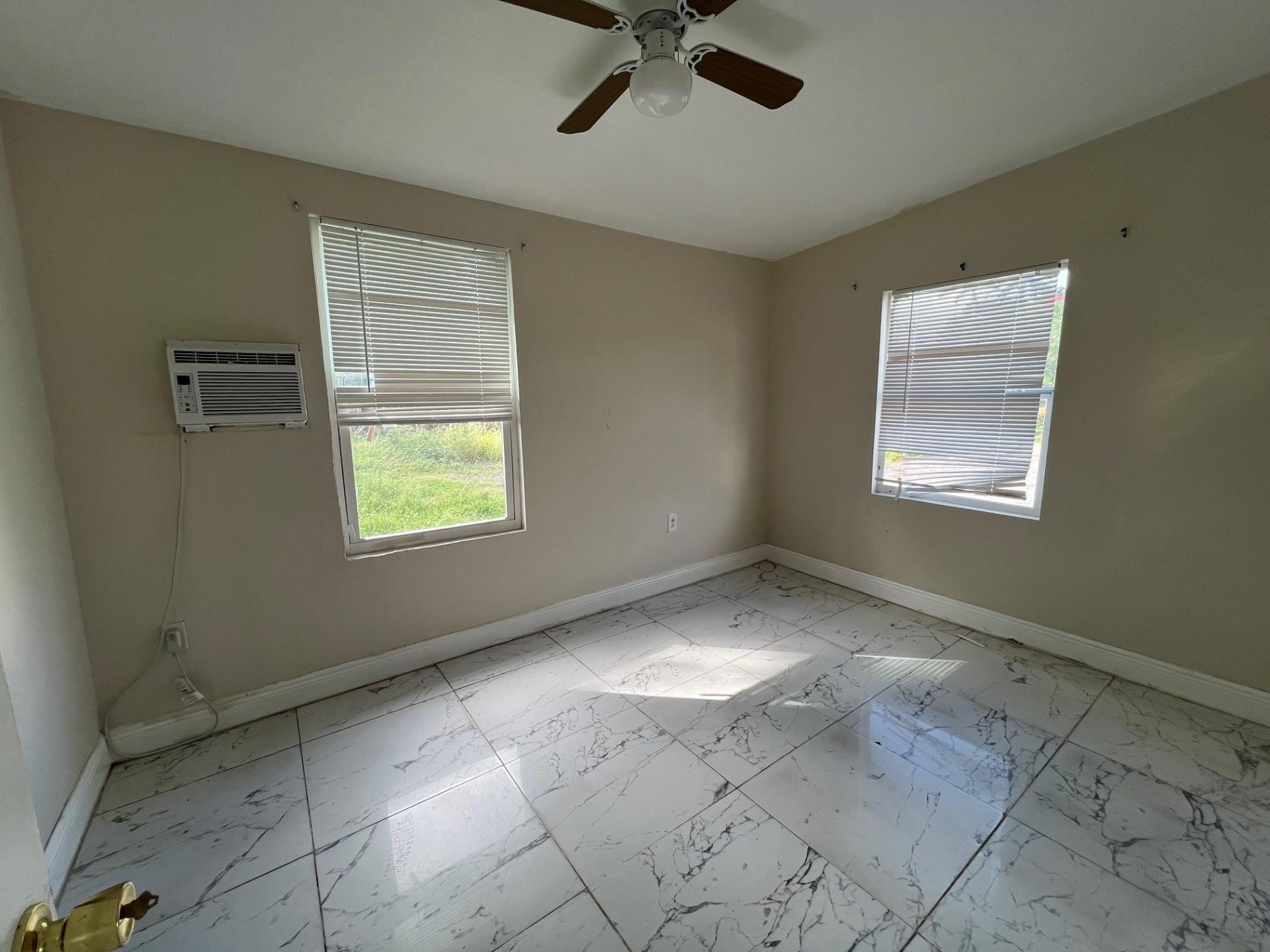 8269 NW 1st Place, Unit 2, Miami, FL 33150 Photo
