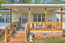 104 Saluda Street photo 4