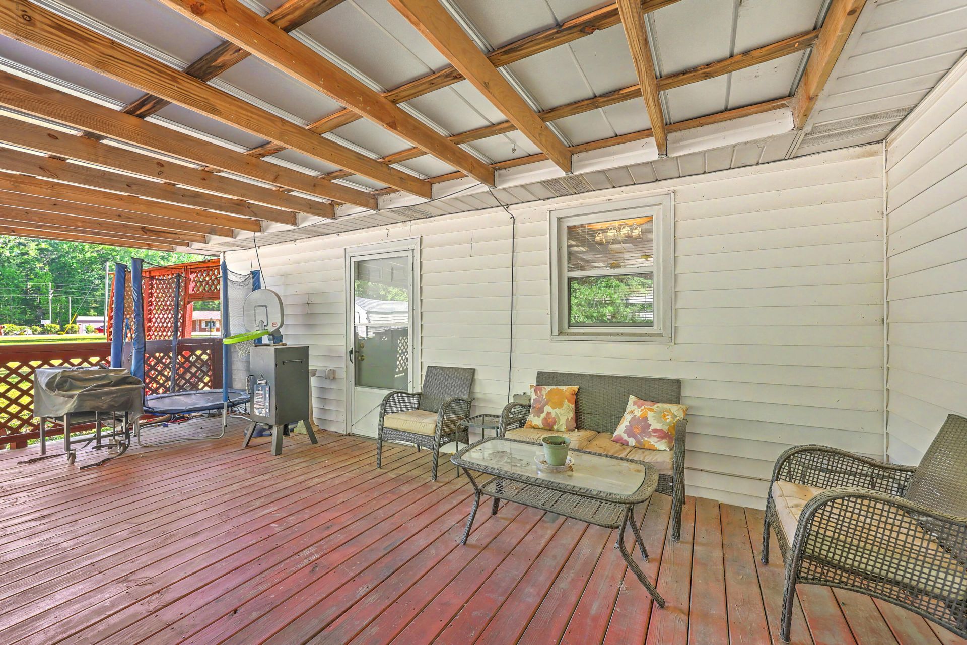 104 Saluda Street Photo 22