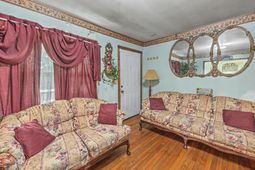 104 Saluda Street photo 4