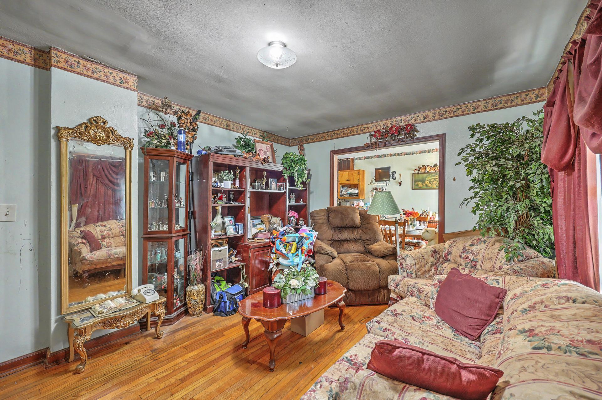 104 Saluda Street Photo 7