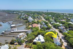 1504 Middle Street photo 4