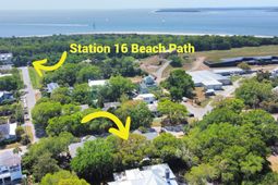 1504 Middle Street photo 4