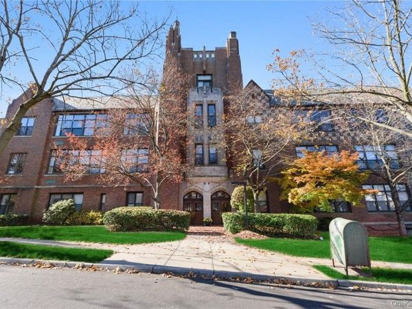 55 Mckinley Avenue , Unit D2-3, White Plains, NY 10606