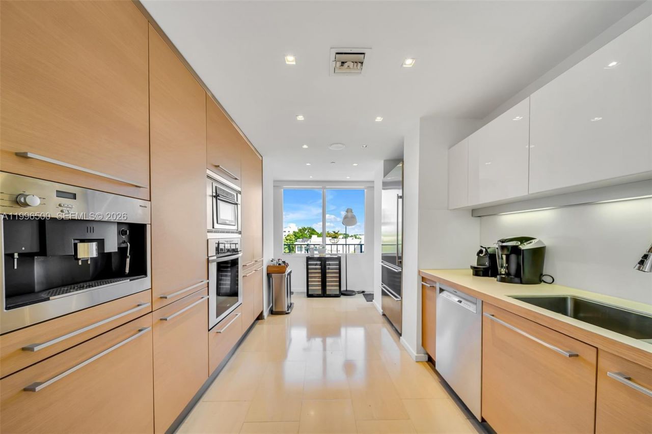 151 Crandon Blvd , Unit 500, Key Biscayne, FL 33149 Photo