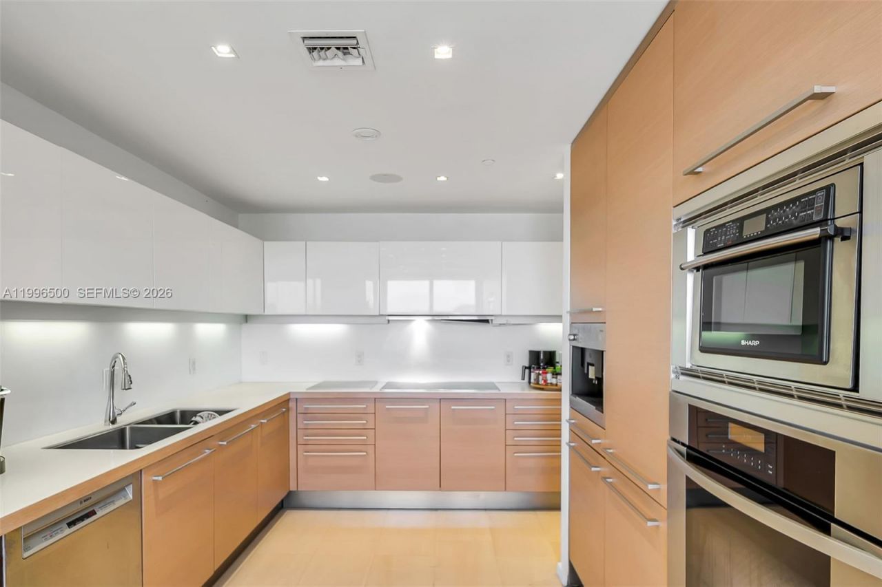 151 Crandon Blvd , Unit 500, Key Biscayne, FL 33149 Photo