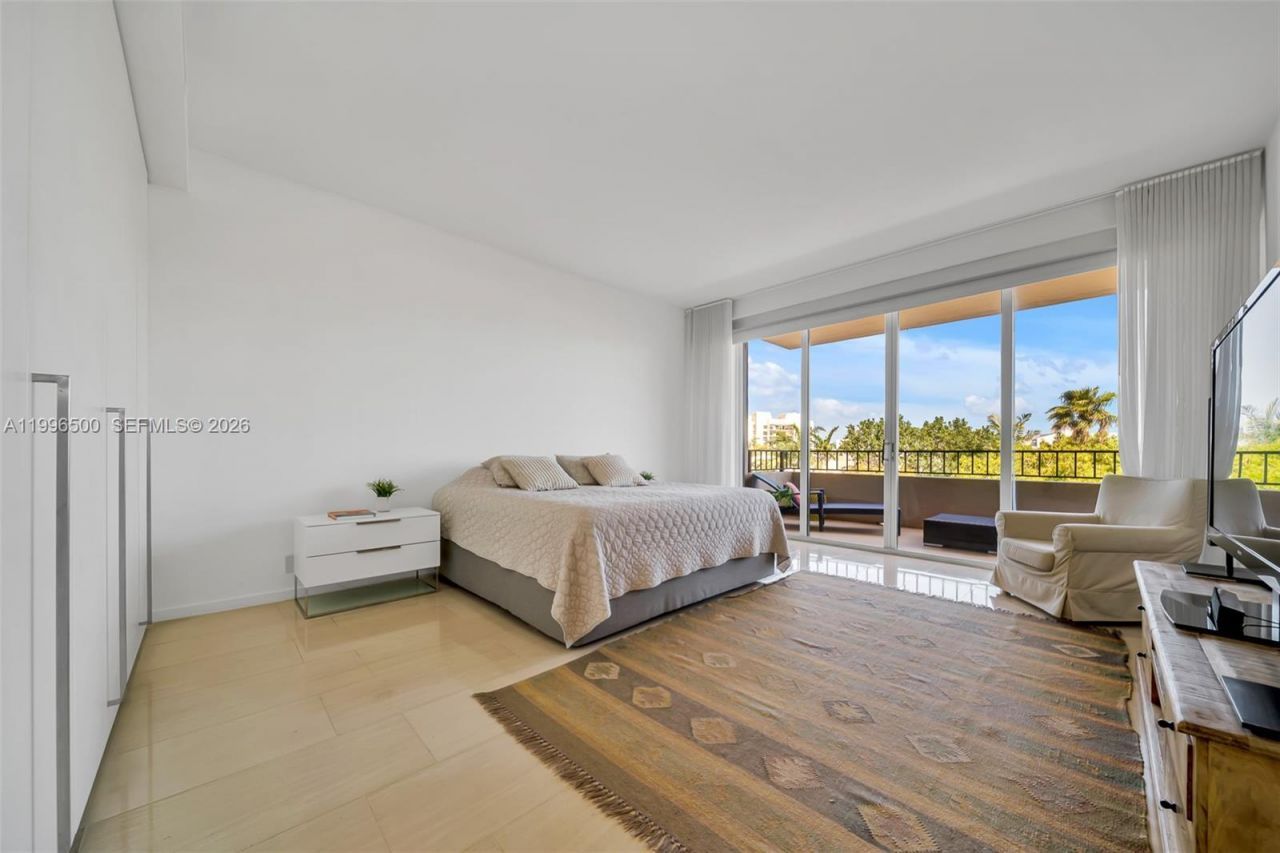 151 Crandon Blvd , Unit 500, Key Biscayne, FL 33149 Photo