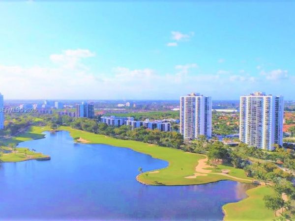 20185 E Country Club Dr , Unit 2505, Aventura, FL 33180