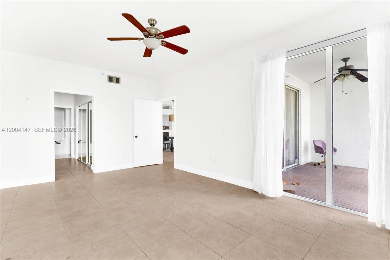 10730 NW 66th St , Unit 113, Doral, FL 33178 Photo