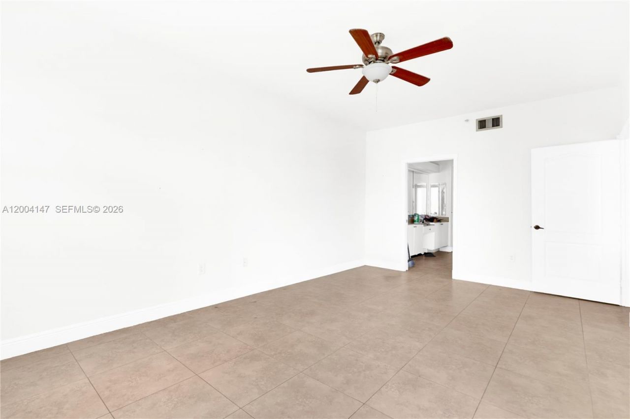 10730 NW 66th St , Unit 113, Doral, FL 33178 Photo