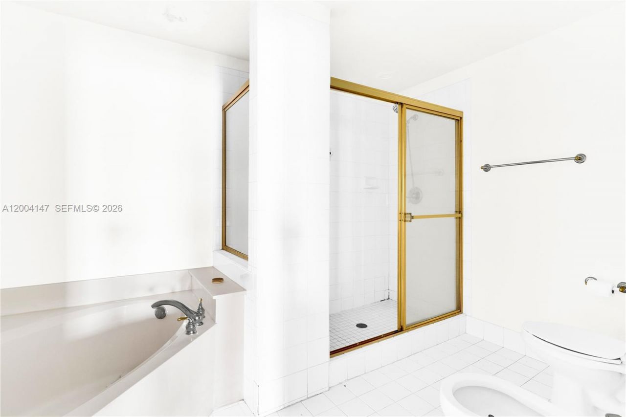 10730 NW 66th St , Unit 113, Doral, FL 33178 Photo