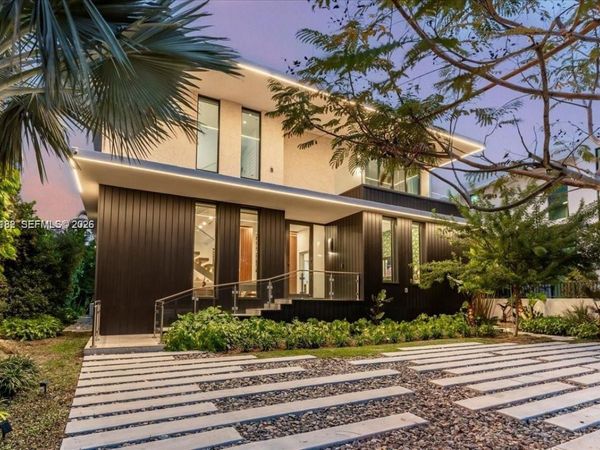 4354 Alton Rd, Miami Beach, FL 33140