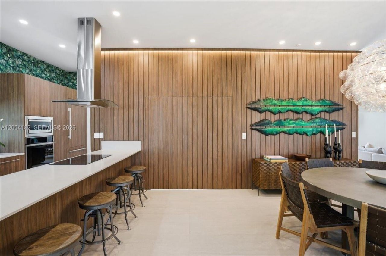 4354 Alton Rd, Miami Beach, FL 33140 Photo