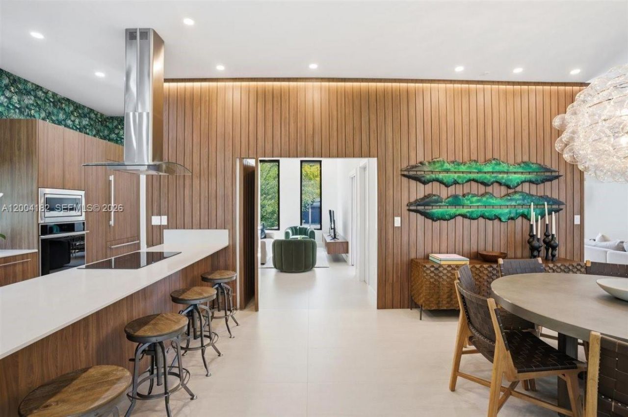 4354 Alton Rd, Miami Beach, FL 33140 Photo