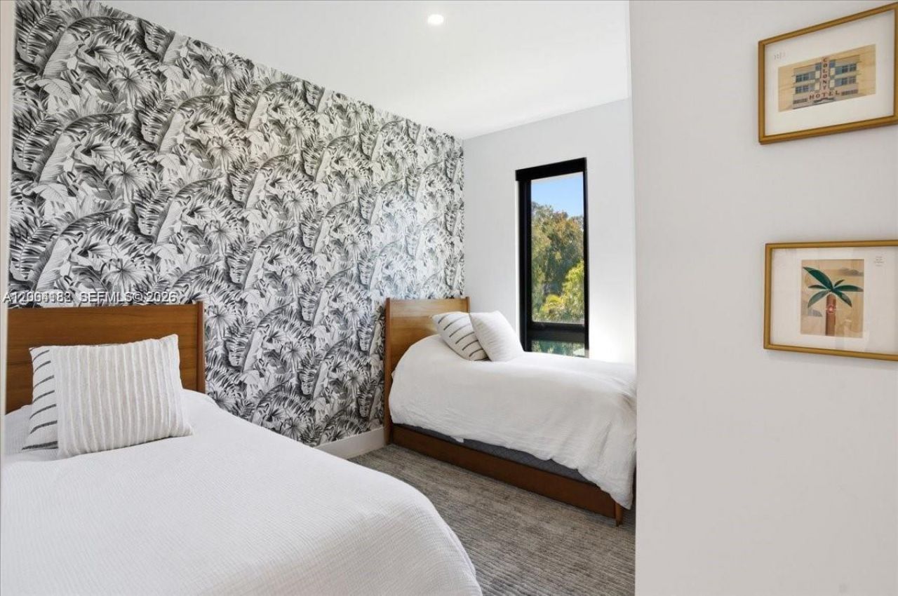 4354 Alton Rd, Miami Beach, FL 33140 Photo