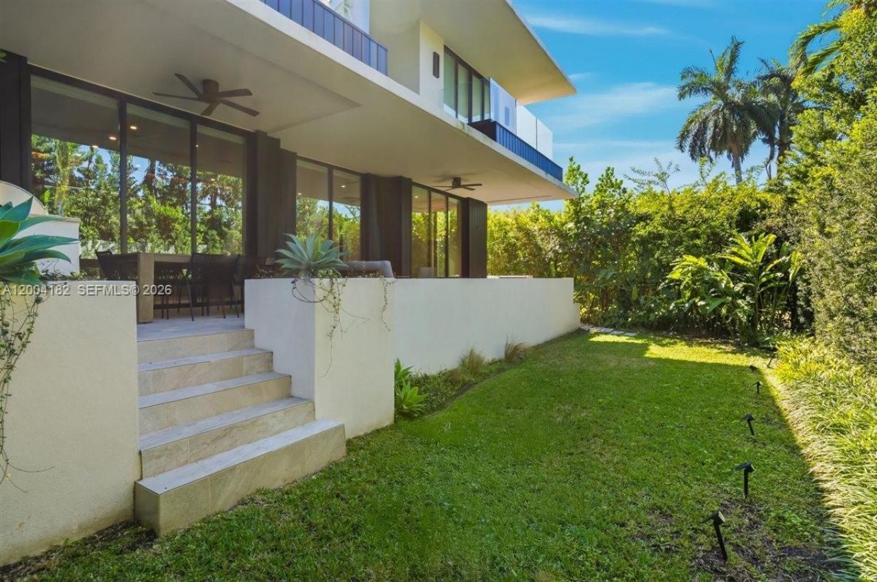 4354 Alton Rd, Miami Beach, FL 33140 Photo