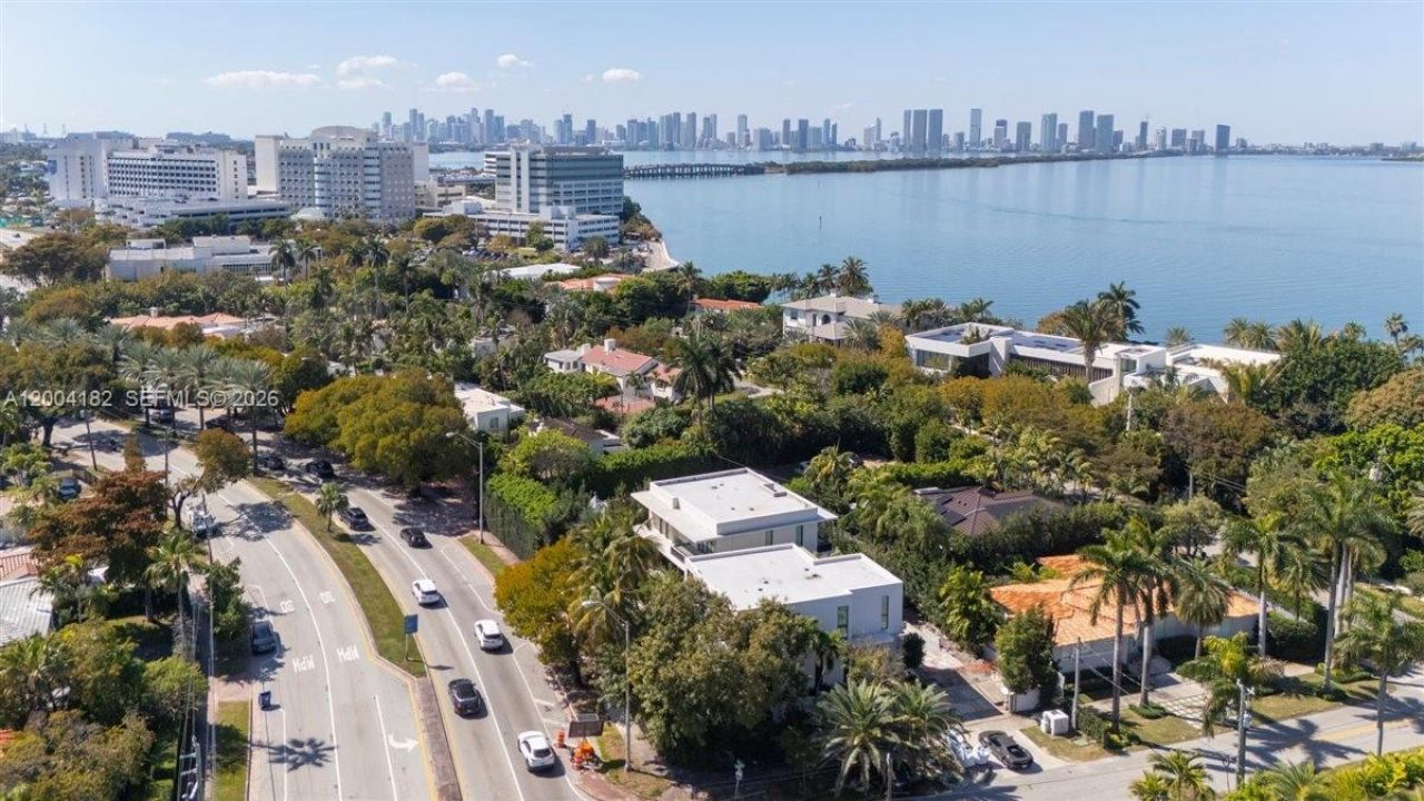 4354 Alton Rd, Miami Beach, FL 33140 Photo