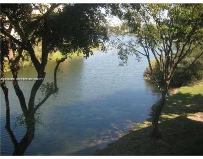 8775 Park Blvd, Unit 305, Miami, FL 33172 Photo