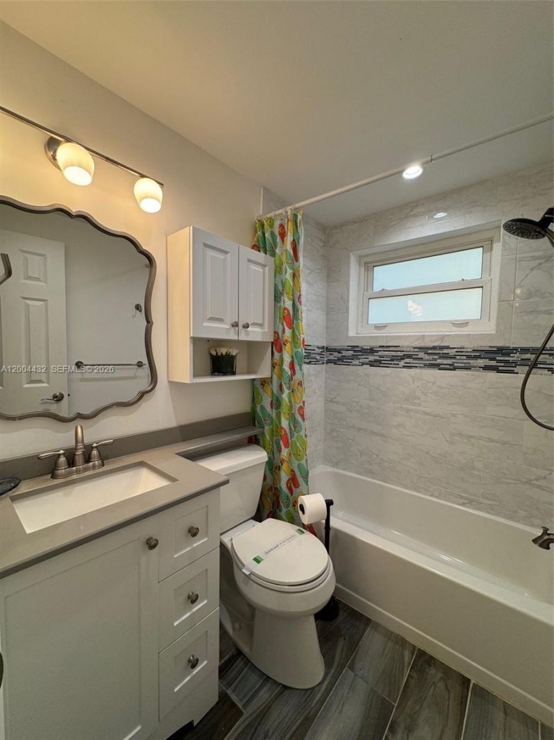 901 S Surf Rd, Unit 407, Hollywood, FL 33019 Photo