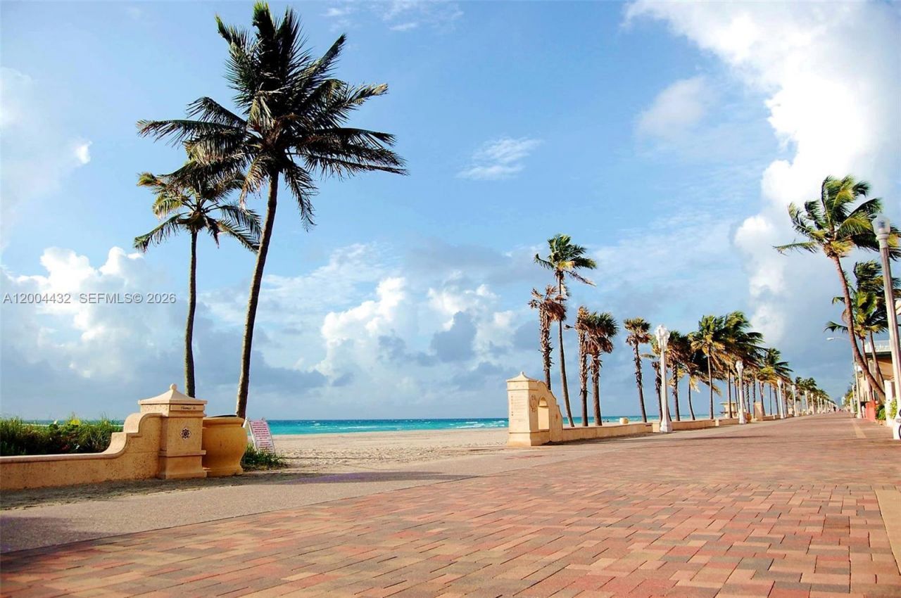 901 S Surf Rd, Unit 407, Hollywood, FL 33019 Photo