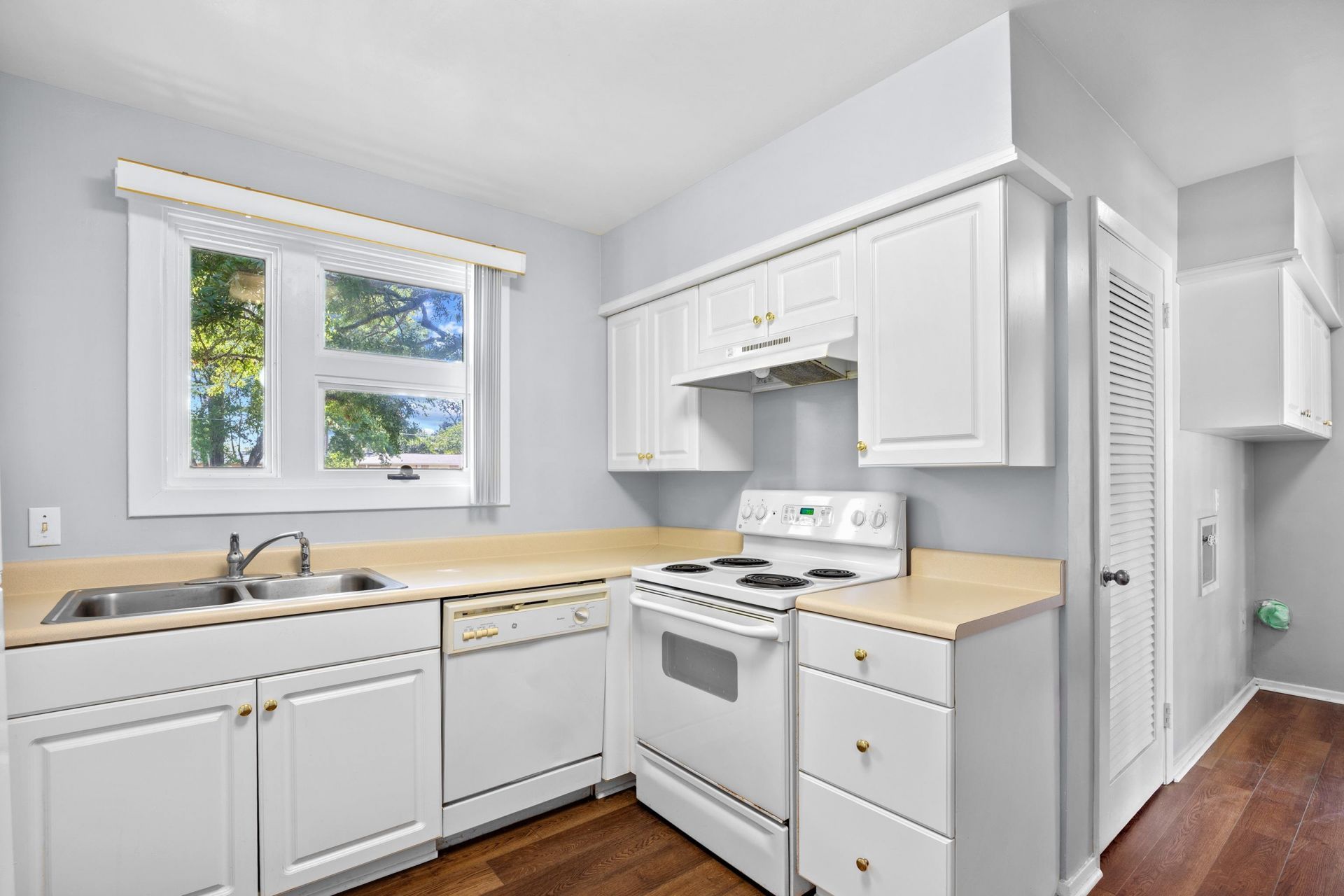 3750 Sweetgum St.  Photo 17