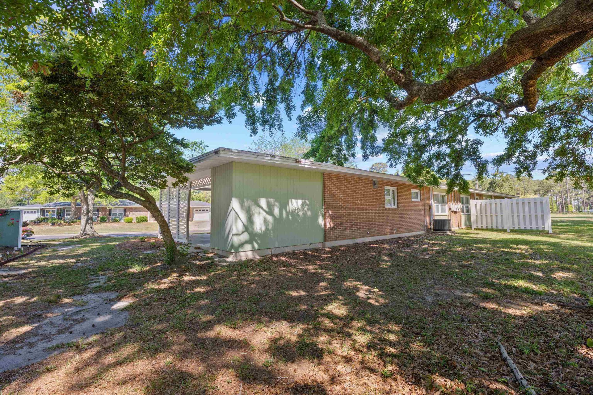 3750 Sweetgum St.  Photo 33