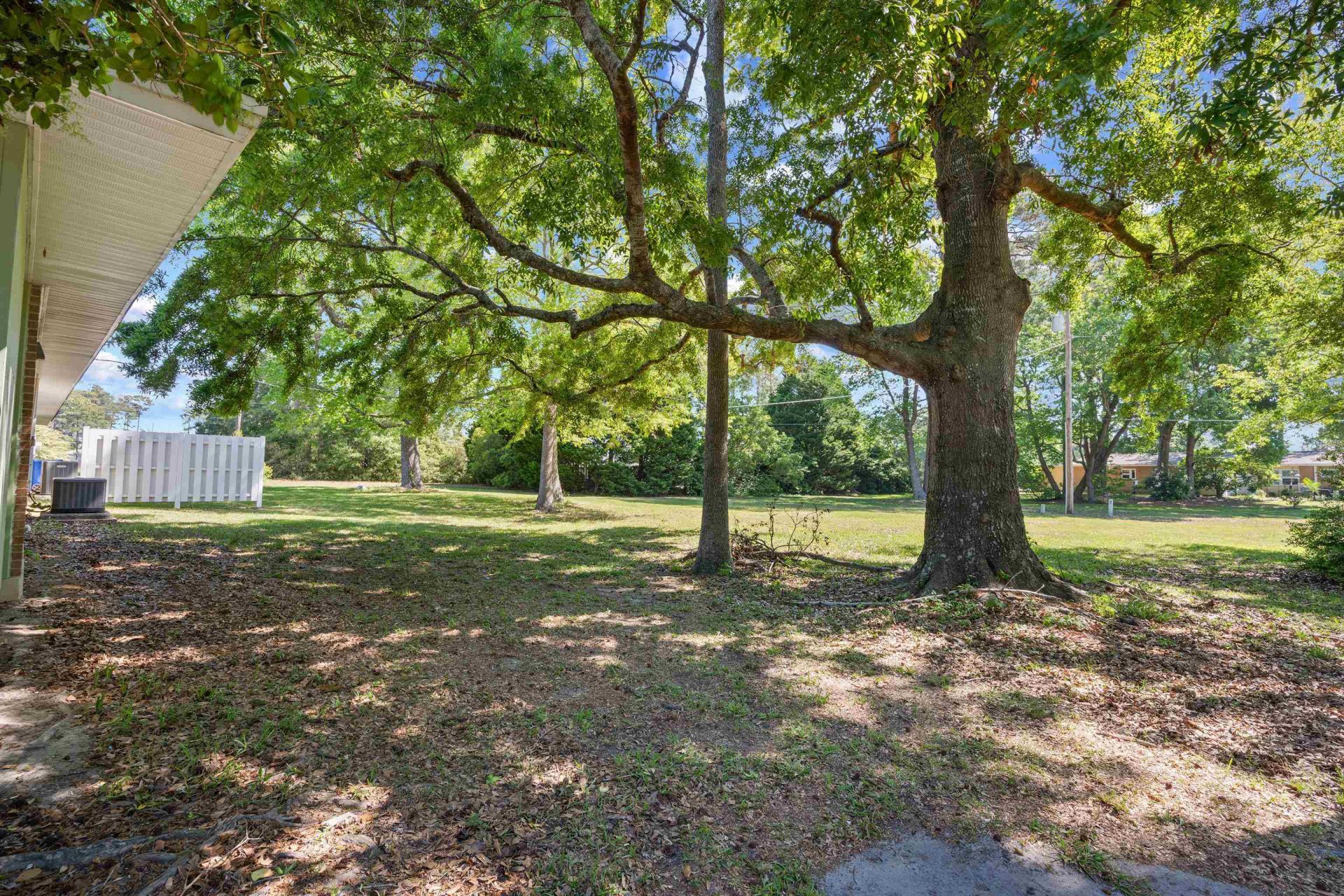 3750 Sweetgum St.  Photo 34