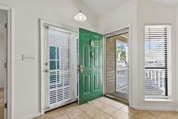 900 Courtyard Dr.  photo 4