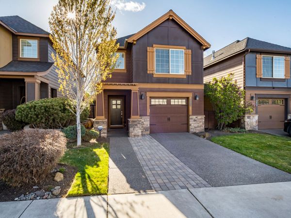 63137 Britta Street, Bend, OR 97703