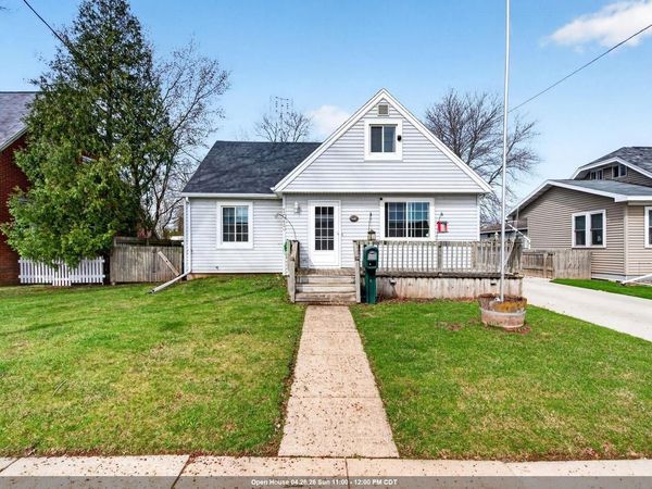 1013 HARRISON STREET, Neenah, WI 54956