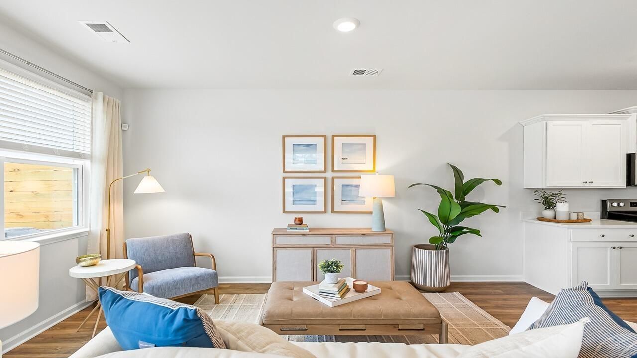 762 Galivant Drive Photo 17