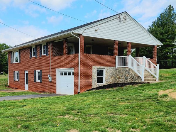 3829 Old Franklin , Glade Hill, VA 24092
