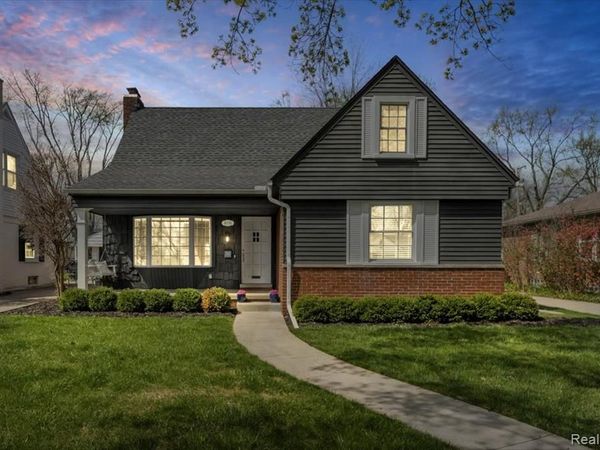 4216 Sheffield Road, Royal Oak, MI 48073