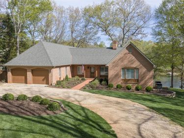 113 Fairwood Court, Lynchburg, VA 24503