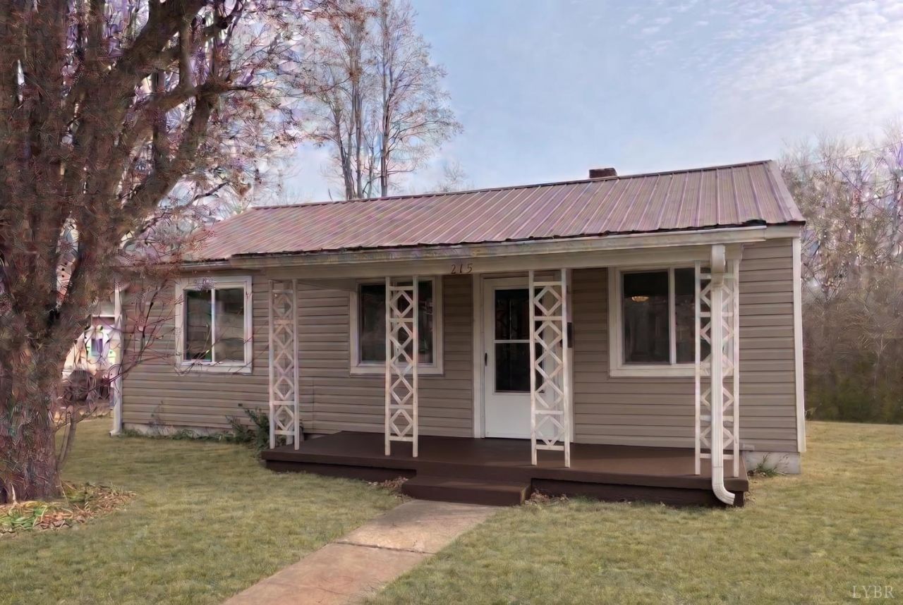 215 Chalmers Street, South Boston, VA 24592