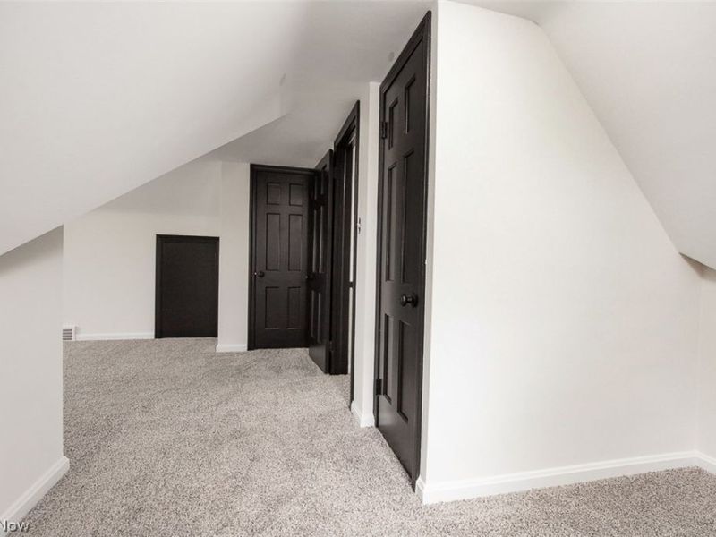 332 Solon Road, Bedford, OH 44146 Photo 39