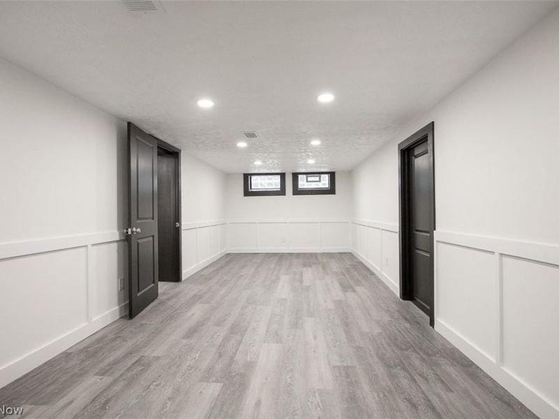 332 Solon Road, Bedford, OH 44146 Photo 41