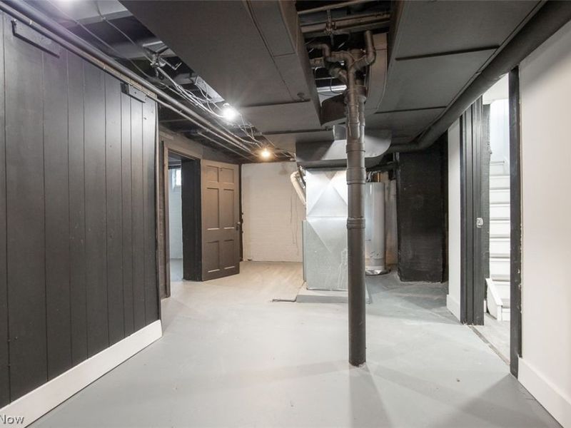 332 Solon Road, Bedford, OH 44146 Photo 43