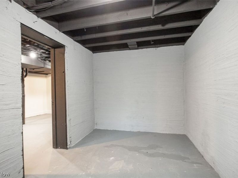 332 Solon Road, Bedford, OH 44146 Photo 46