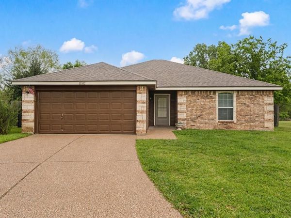 10512 Granada Drive , Waco, TX 76708