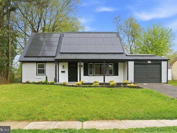 76 EVERGREEN DRIVE , WILLINGBORO, NJ 08046