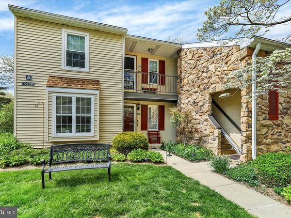 102 VALLEY GREENE CIRCLE , READING, PA 19610