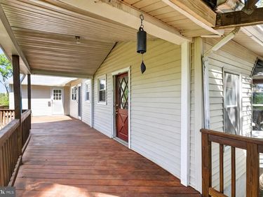 944 HIGHRIDGE ROAD , FRONT ROYAL, VA 22630