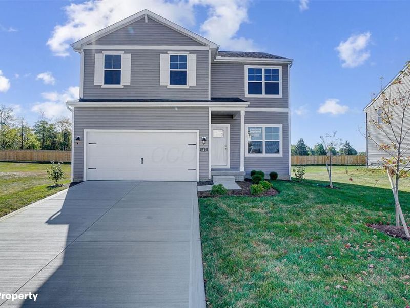 206 Vine Grove Drive , Circleville, OH 43113 Photo 1